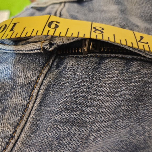 American Eagle Men Distressed Light Blue Jeans Size 33x32 - Picture 14 of 14